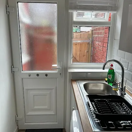 Charming Liverpool Home Esterno foto
